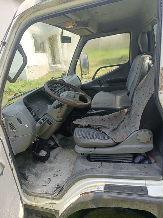 Mitsubishi canter