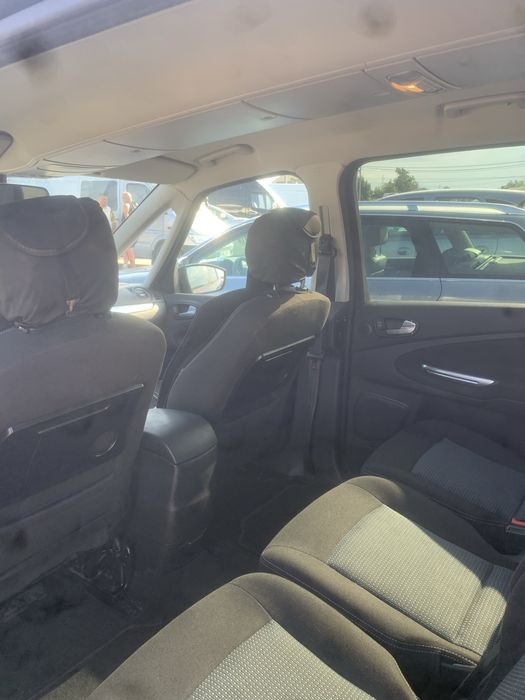 Ford galaxy 2011