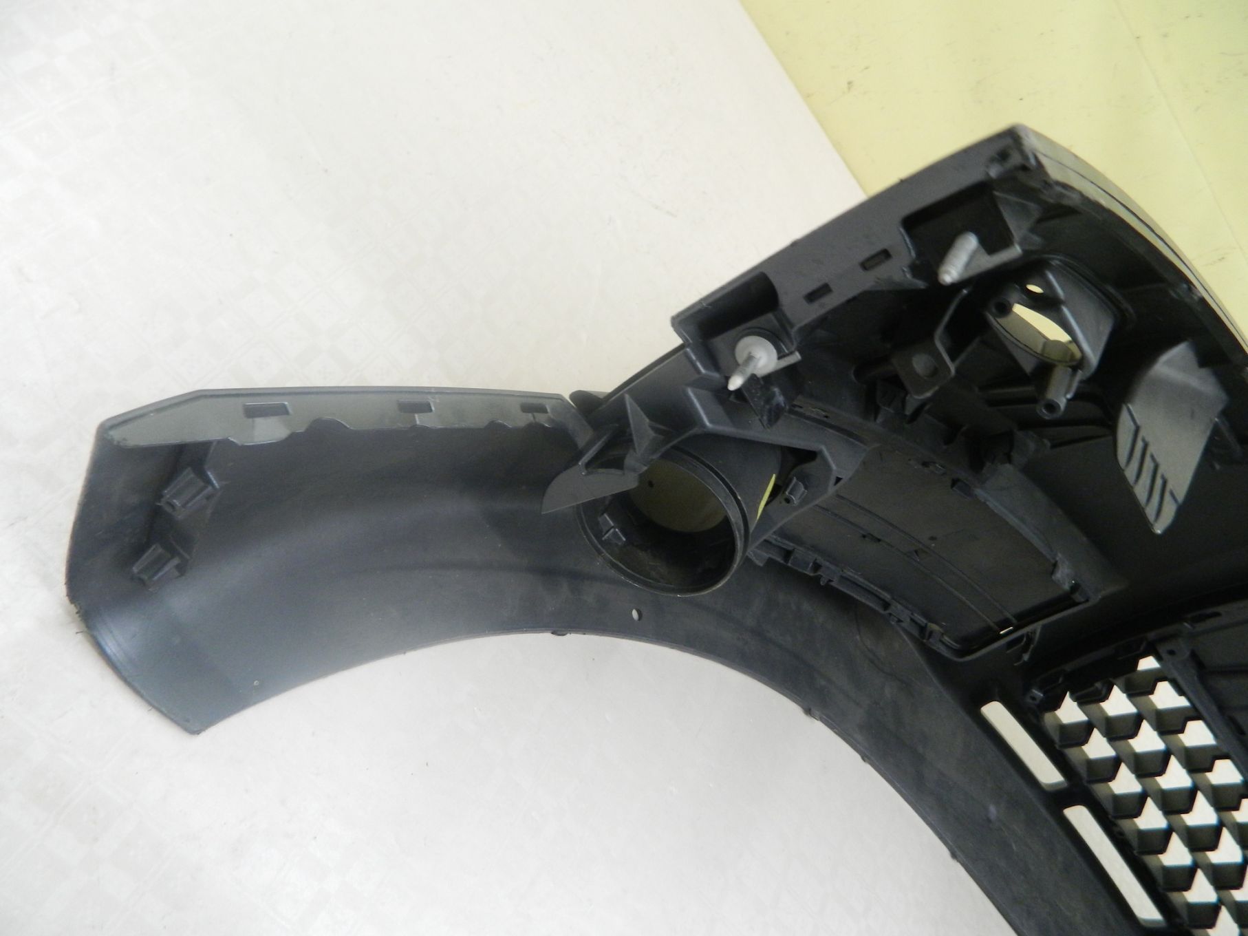 Bara fata Audi TT 8J, 2006, 2007, 2008, 2009, 2010, 2011, cod origine 8J0807437.