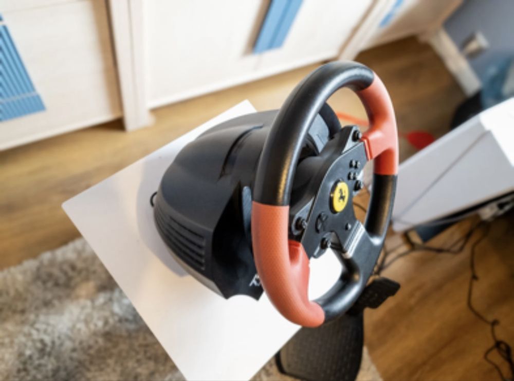Волан Thrustmaster T 150