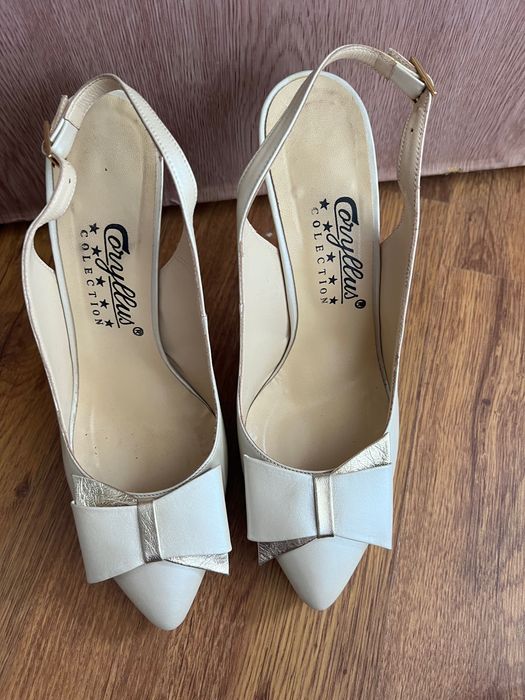 Pantof bej dama piele naturala Coryllus marime 37