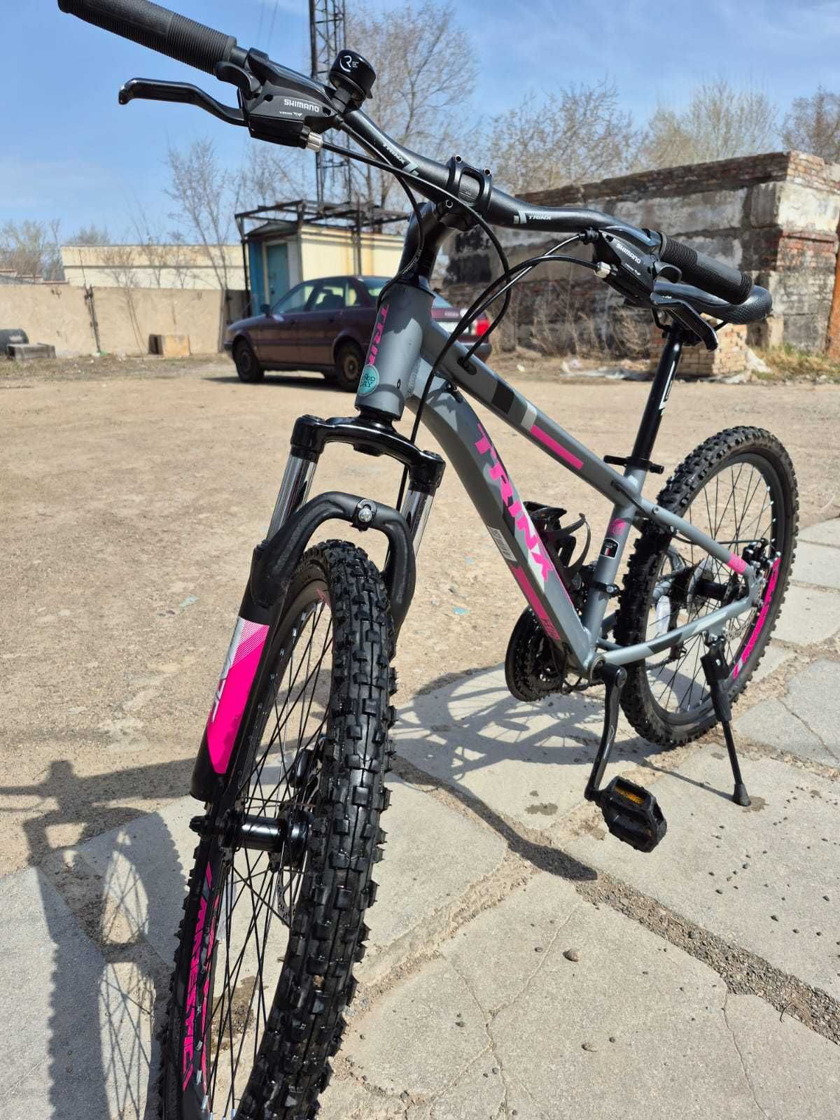 Продам подростковый велосипед trinx M136