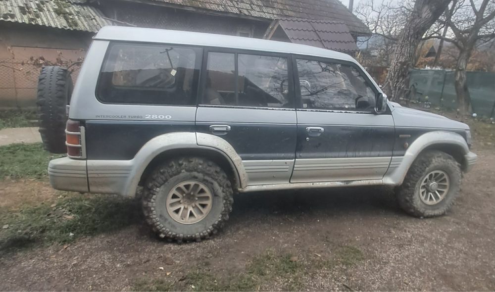 mitsubishi pajero 2800
