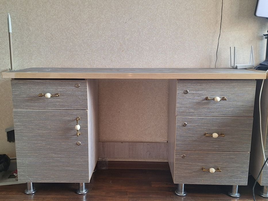 Салон учун мебель