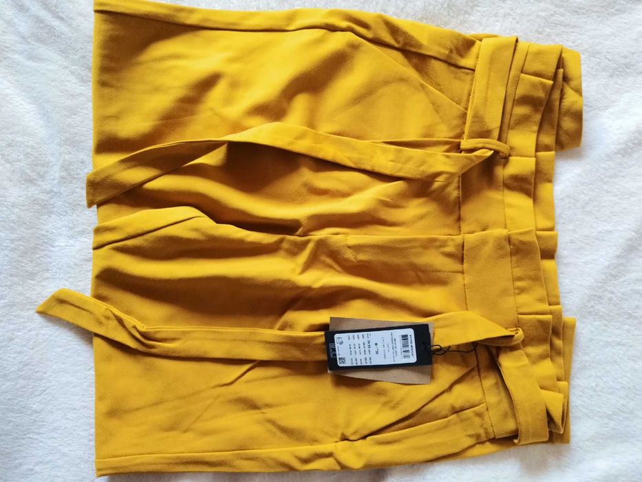 Pantaloni Vero moda noi