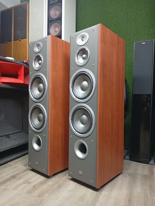 Тонколони JBL Northridge E-90