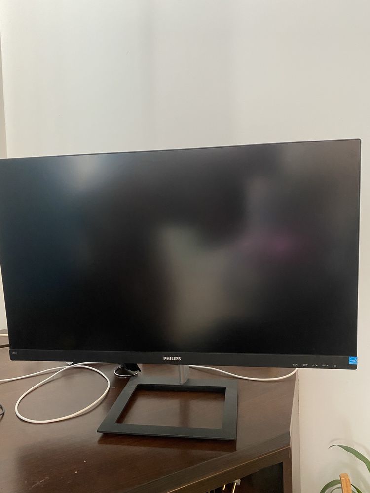 Monitor LED IPS Philips 27", 4K UHD, Display Port, Negru