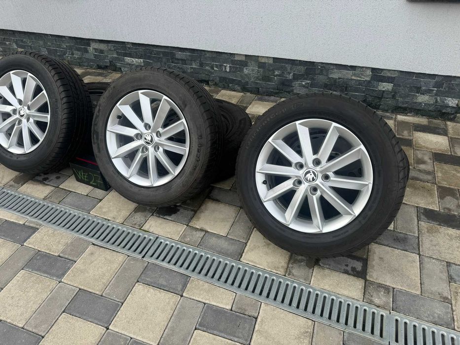 Jante Skoda Superb Octavia WV Passat  Golf 215/60/16 vara iarna 5X112