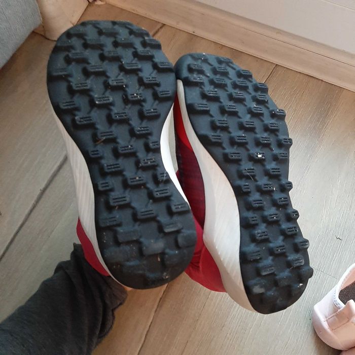 Зимни апрески за сняг и пантофи