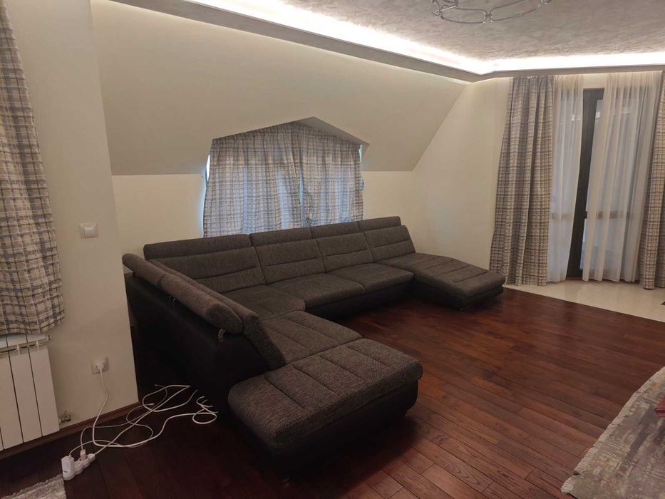 Диван 3,65 х 2,65 м.