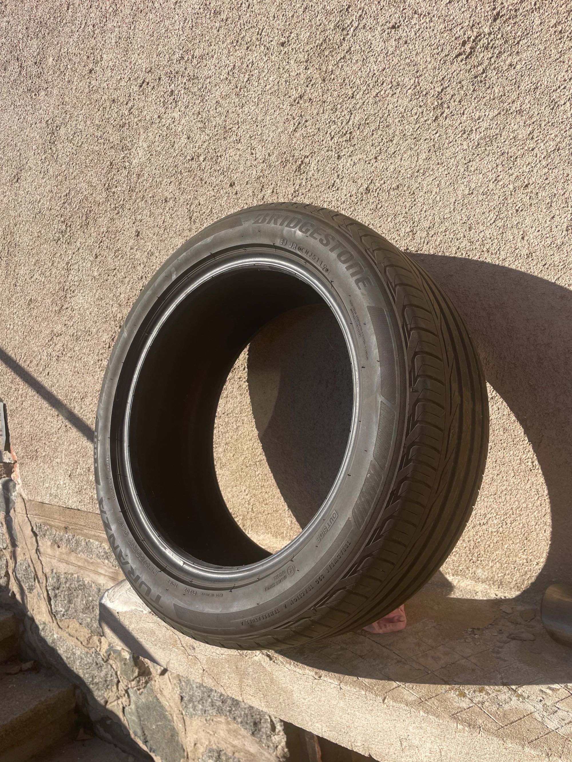 Bridgestone turanza 225/50/17