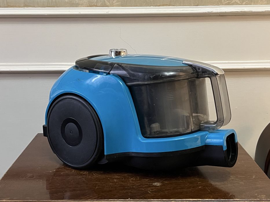 Пылесос Samsung VCMA18AV