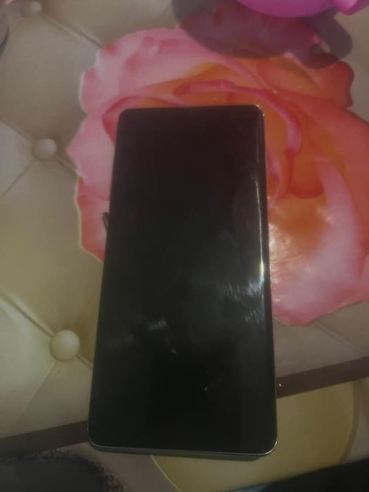 Samsung s10+  srochna