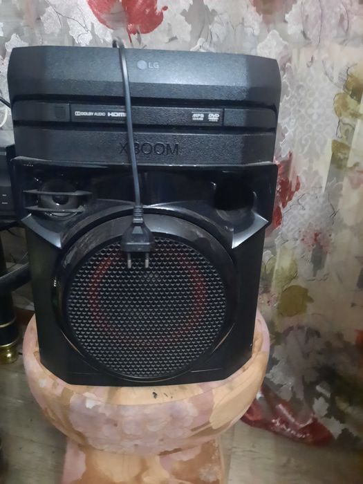 Колонка,буфер...Мощная.