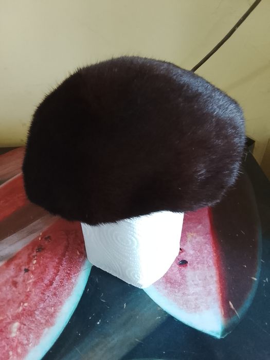 Продаю норковую шапку