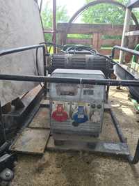 Vând/schimb generator profesional 13,5 kw