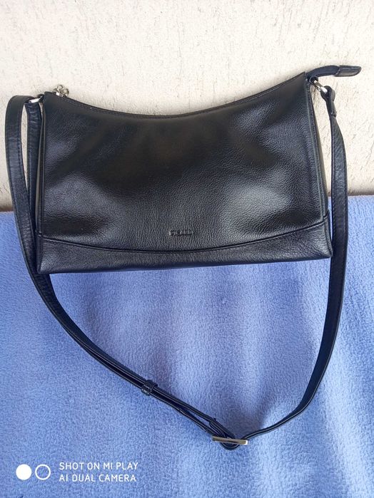 Y not, Picard и Venezia-естествена кожа.