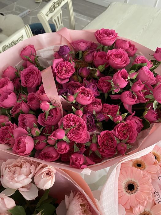 Продаю букет цветов за 6000