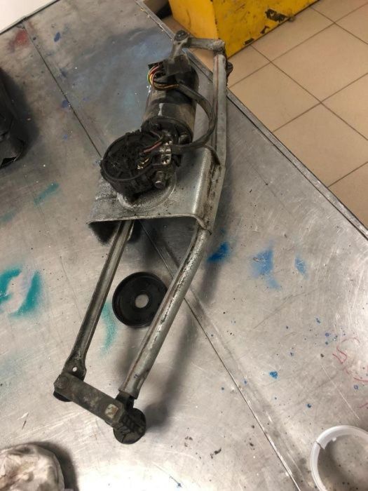 Vand amsablu stergatoare + motoras, Mercedes Sprinter 2003