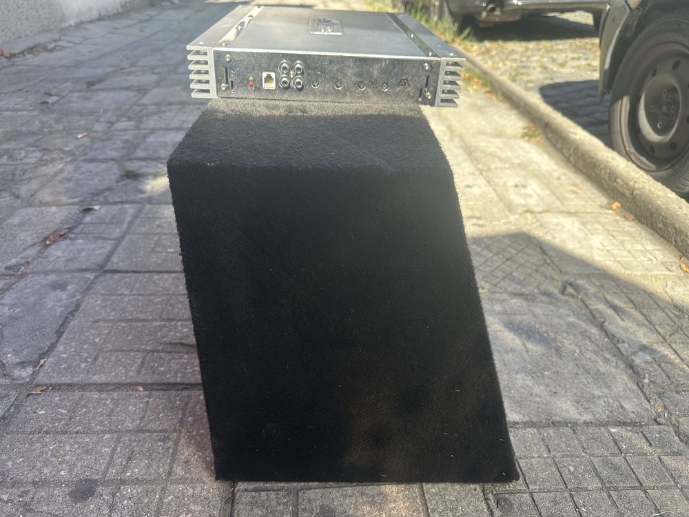 Бас каса Clarion 500rms с моноблок signum