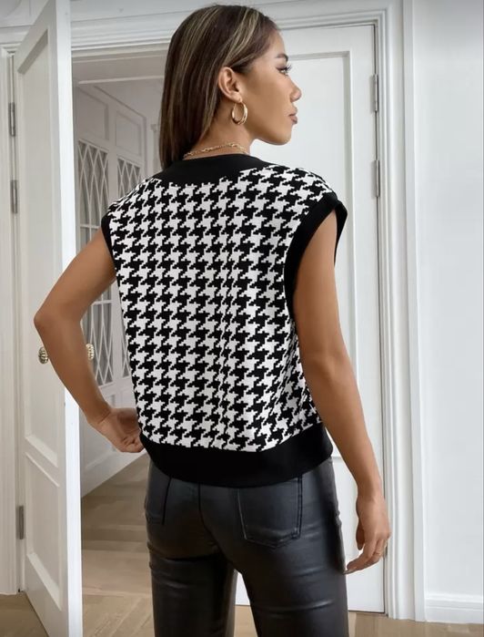 Дамски елек на райе