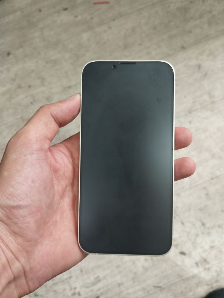 iPhone13 holati a'lo
