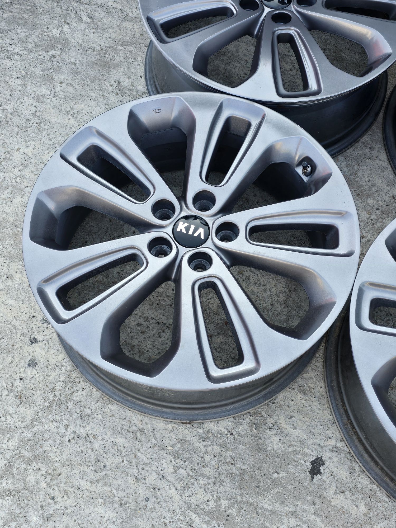 Джанти 19 / 5х114,3 - Kia 5x114,3