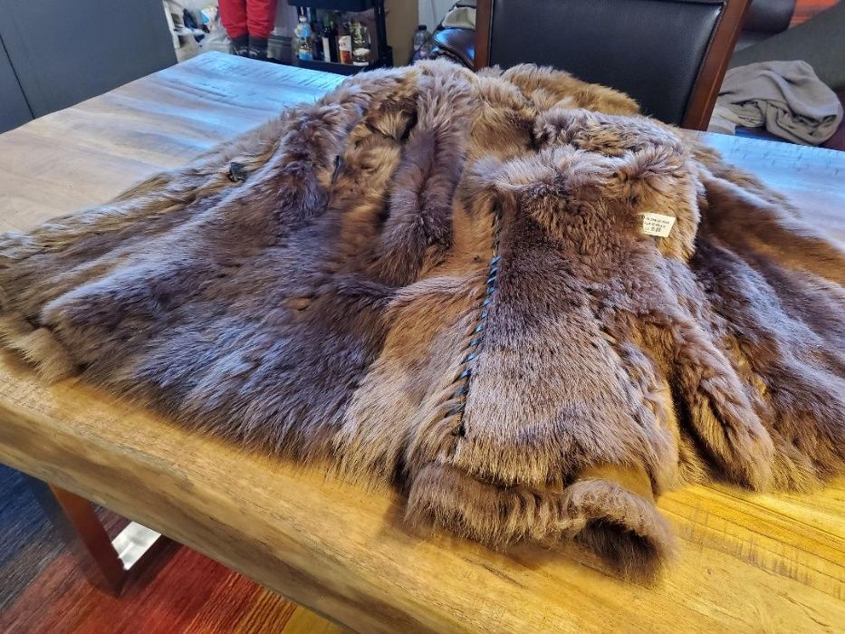 vand cojoc blana naturala Orastie pret 1500 lei marimea 36 / S