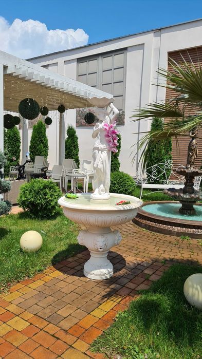 Fantana arteziana.F38.fantani artrziene,ornamente gradina,statuete