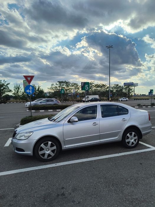 Masina Skoda Octavia
