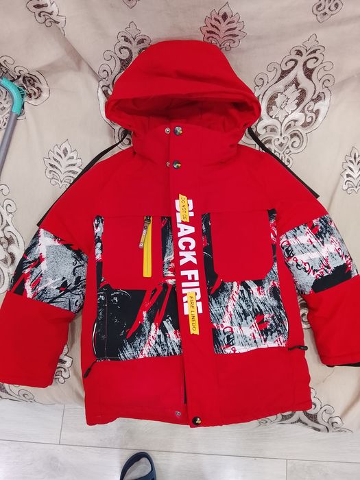 Зимняя куртка детская на 7 лет