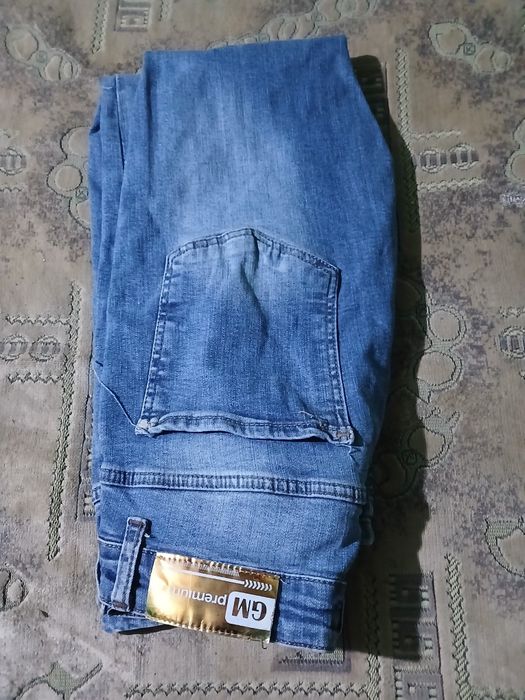 Blugi GM Premium