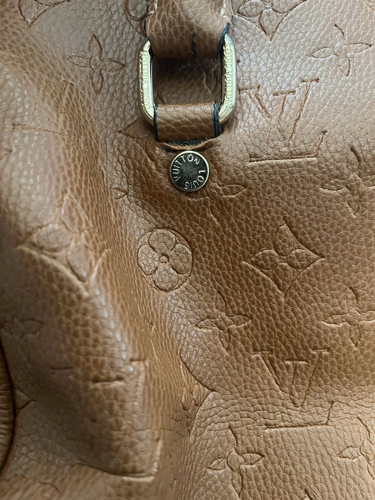 Louis Vuitton - Чанта / кафява