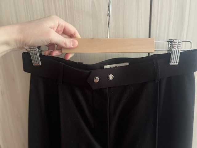 Широк черен панталон за сезон есен/зима, размер М