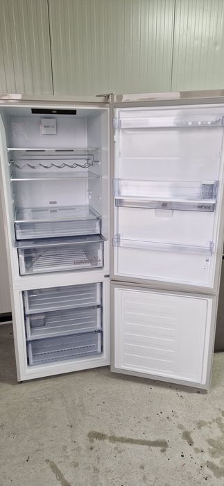 Combina frigorifica Beko noua