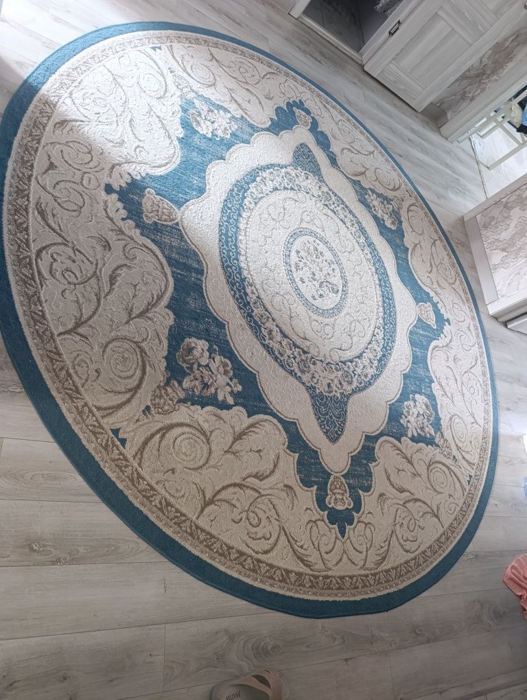 Продается ковер 3*3