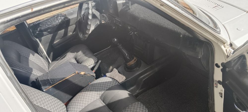 Волга 2410 йили  1992 радной матор хадавойлари яхши холатда