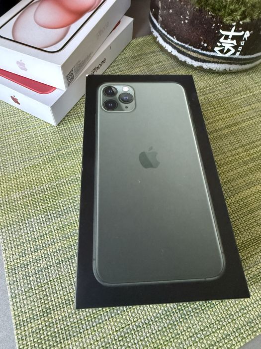 Apple iPhone 11 Pro 256GB Matte Midnight Green