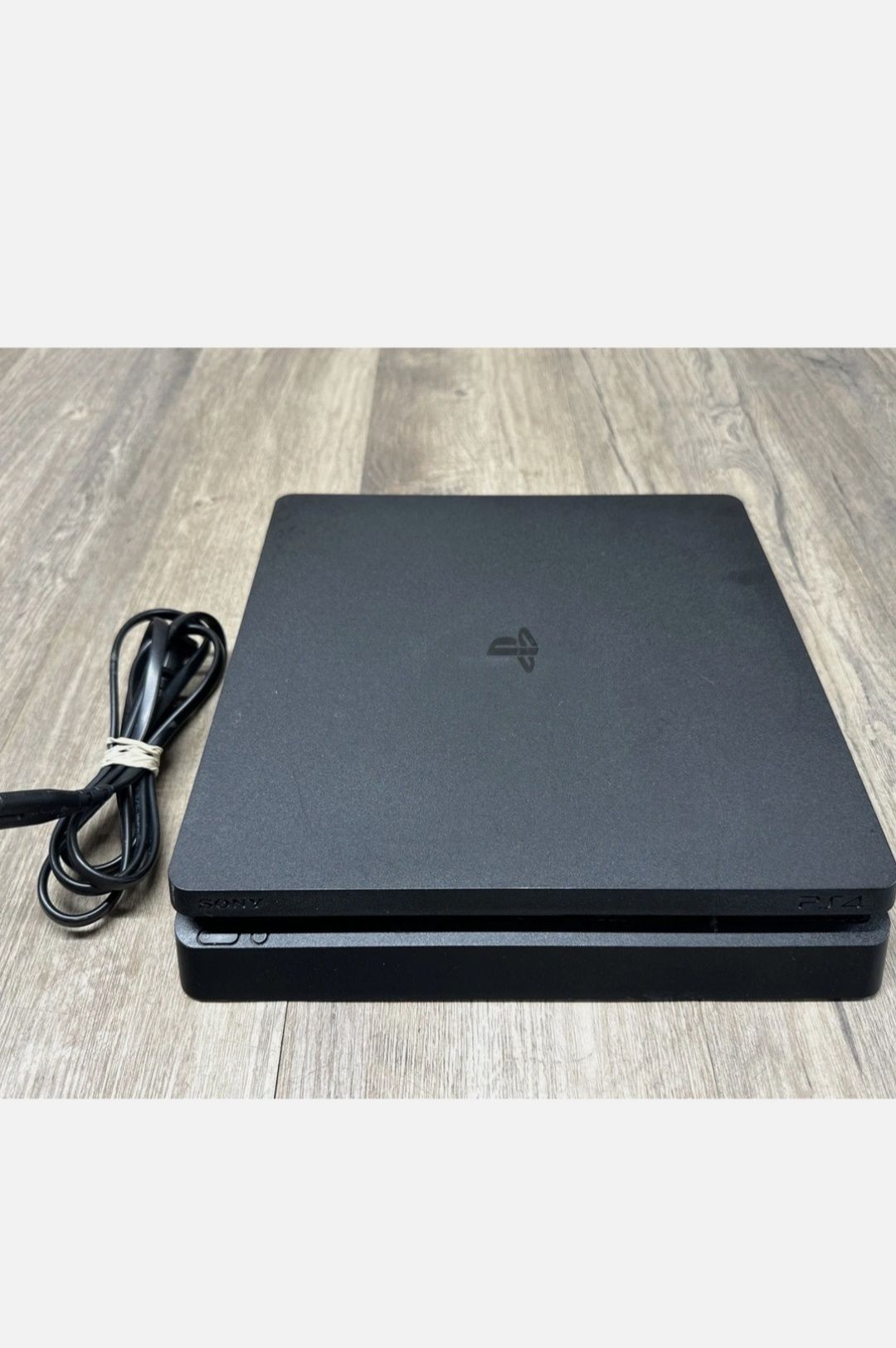 Ps4 Slim 1 TB impecabil.