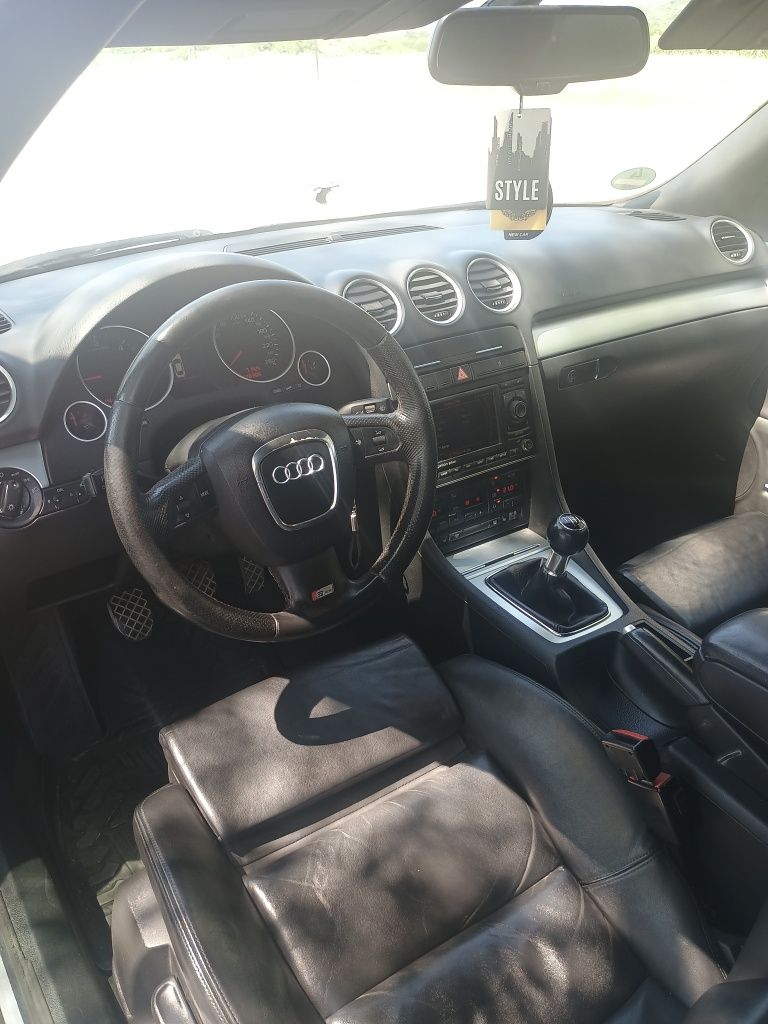 Audi A4 Cabrio (3xS linie) Bpw