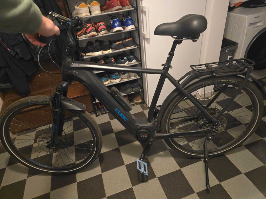 Bicicletă electrică CUBE Kathmandu — Mărime L // 989 km