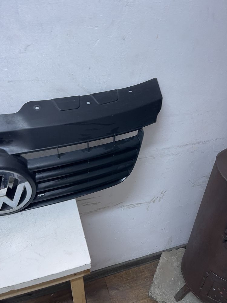 Grila centrala bara Vw T5 Transporter Facelift cu sigla 2006-2014