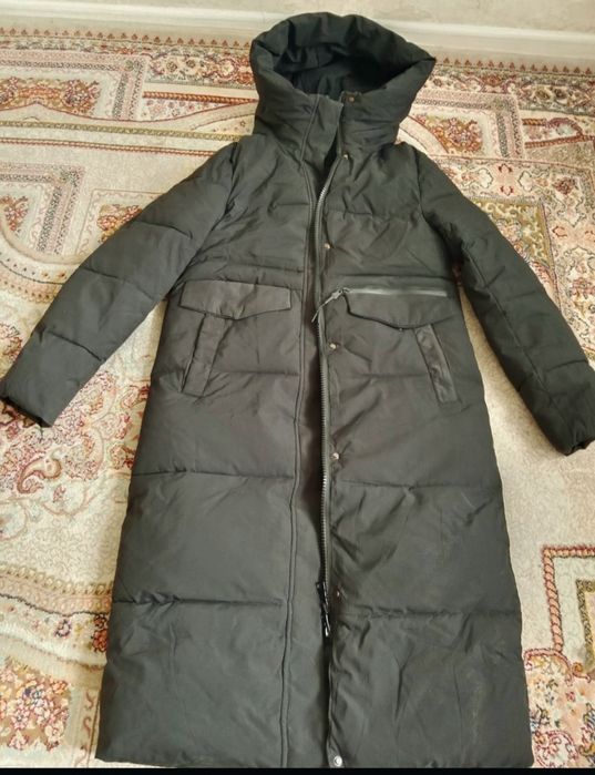 Продам пуховик женский тёплый