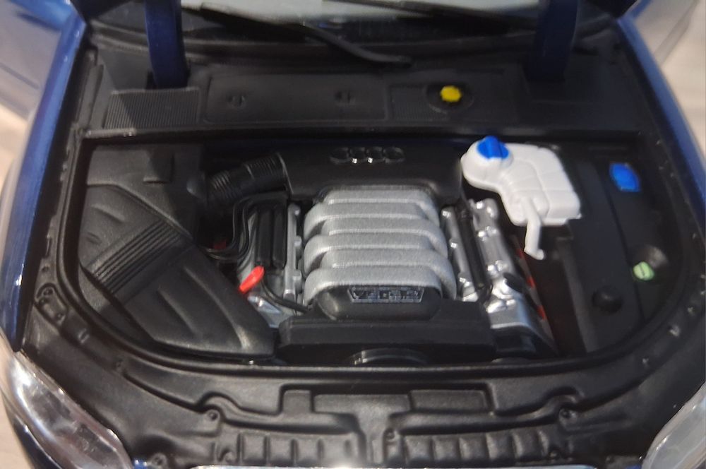 Audi A4 Cabriolet 1:18 Norev