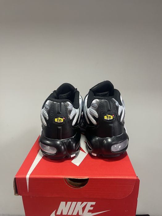 Nike Air Max Plus Black Silver
