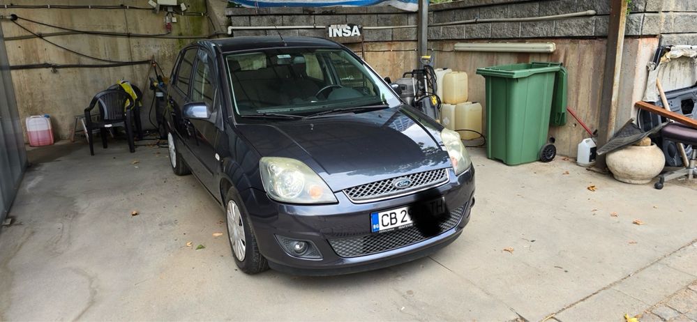 Продава форд фиеста автоматик 1.4