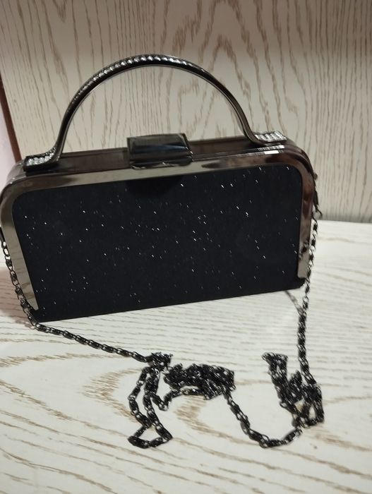 Sumkacha yangi sotiladi narxi 100000