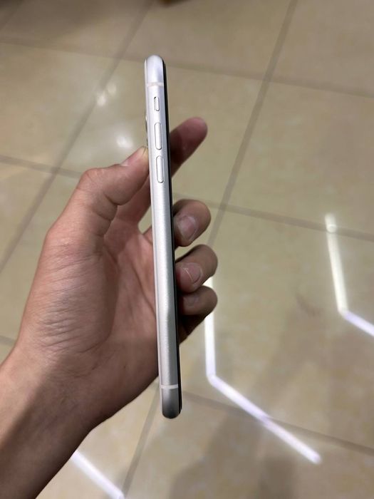 iphone 11 225$ 128gb