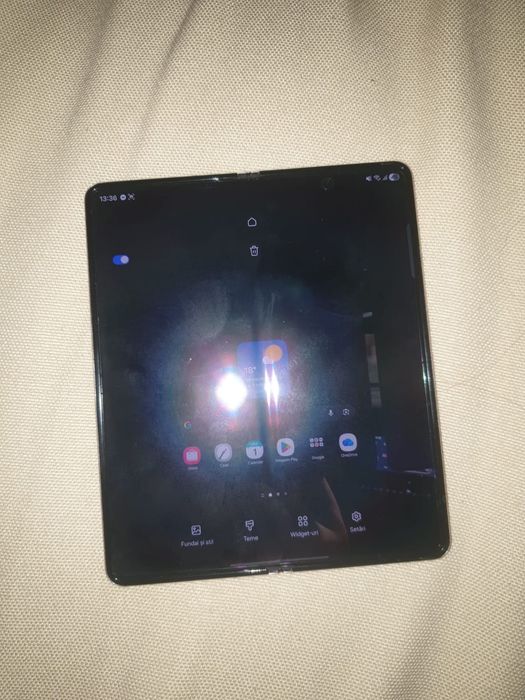 Samsung galaxi fold 4 256 gb