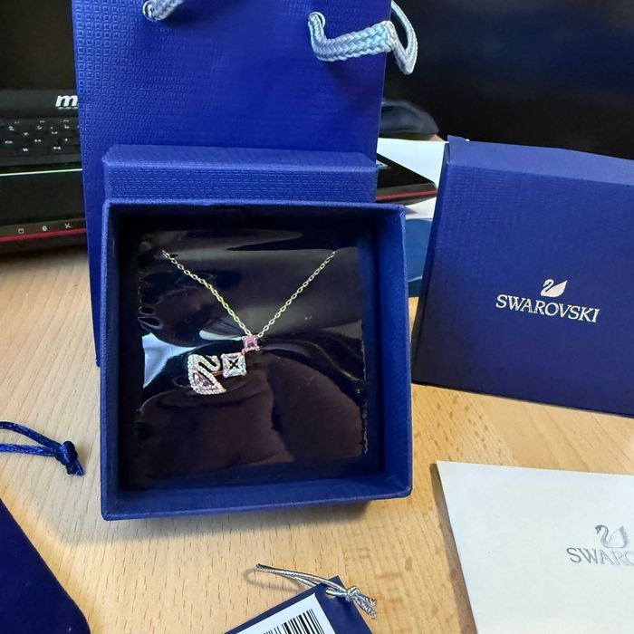 Lantisor Swarovski Dancing Swan Rose/Gold